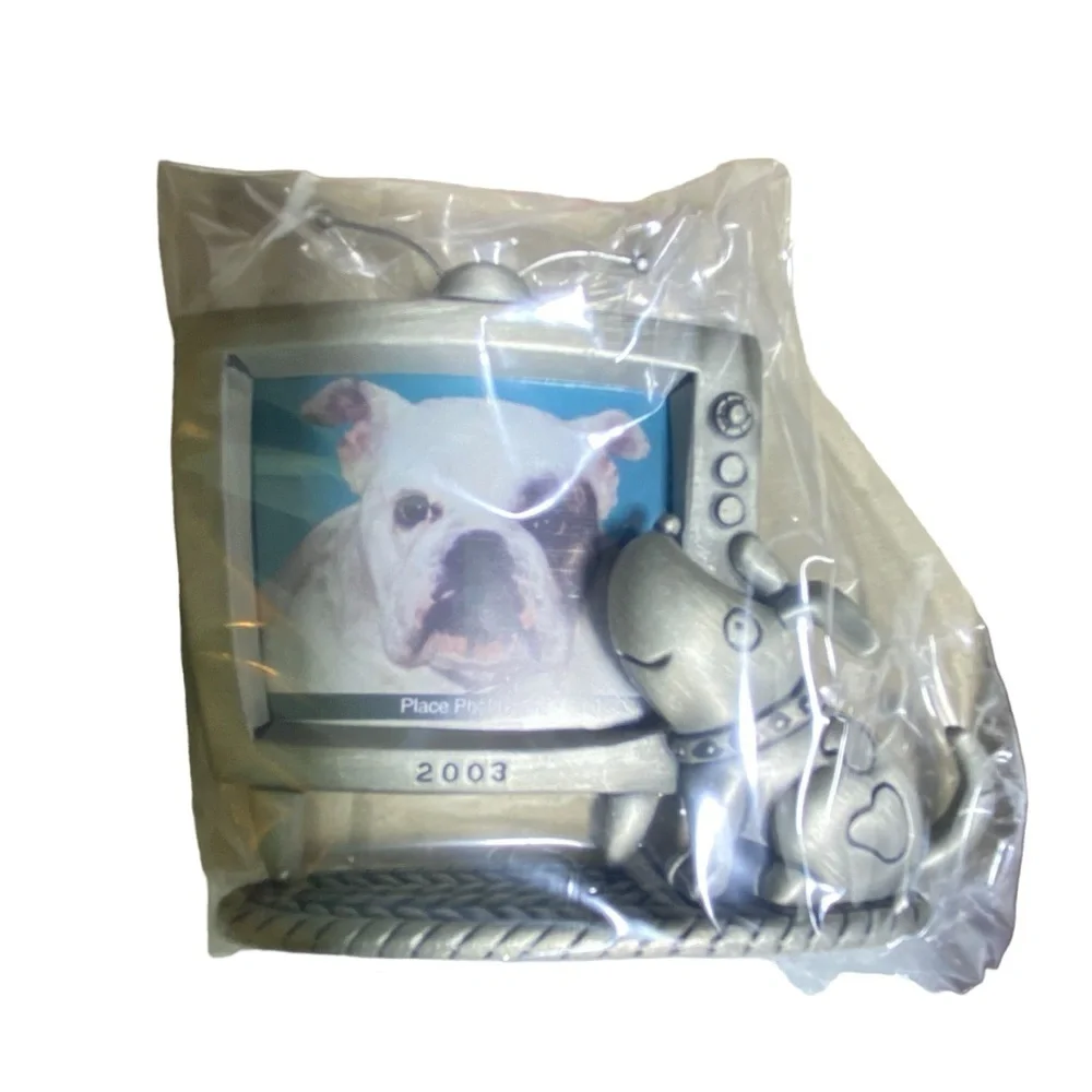 NWT Hallmark Vintage 2003 Metal Special dog photo holder Holiday Memories